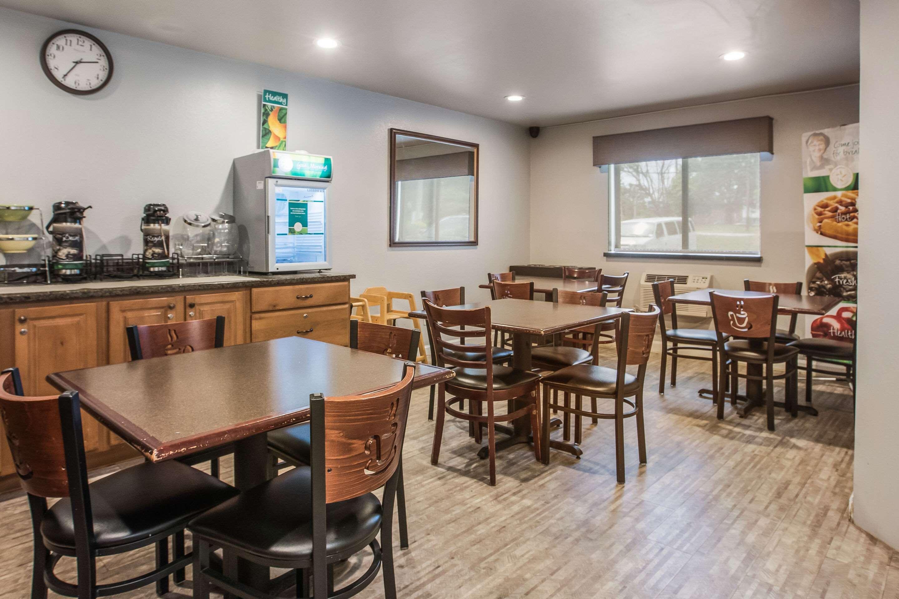 Quality Inn Atlanta Airport-Central College Park Exterior foto